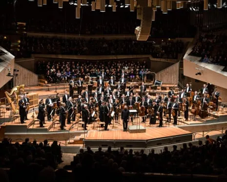 Arnold Schoenberg: Violin Concerto, Verklärte Nacht, Die Jakobsleiter Recording Review – A Compelling and Remarkable Collection